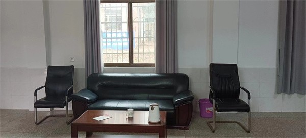 湖南水玻璃，辦公室
